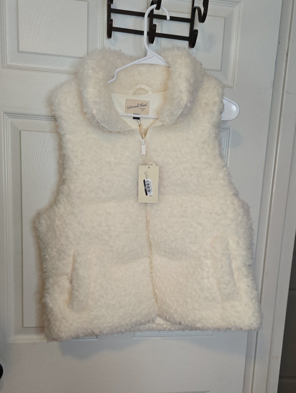 Universal Thread Cream Sherpa Vest
